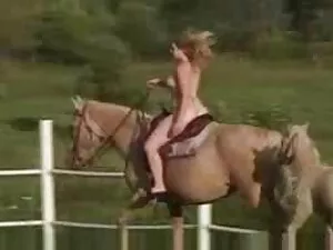Seins naturels fille ...